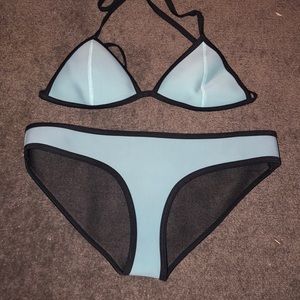 Triangl Bikini